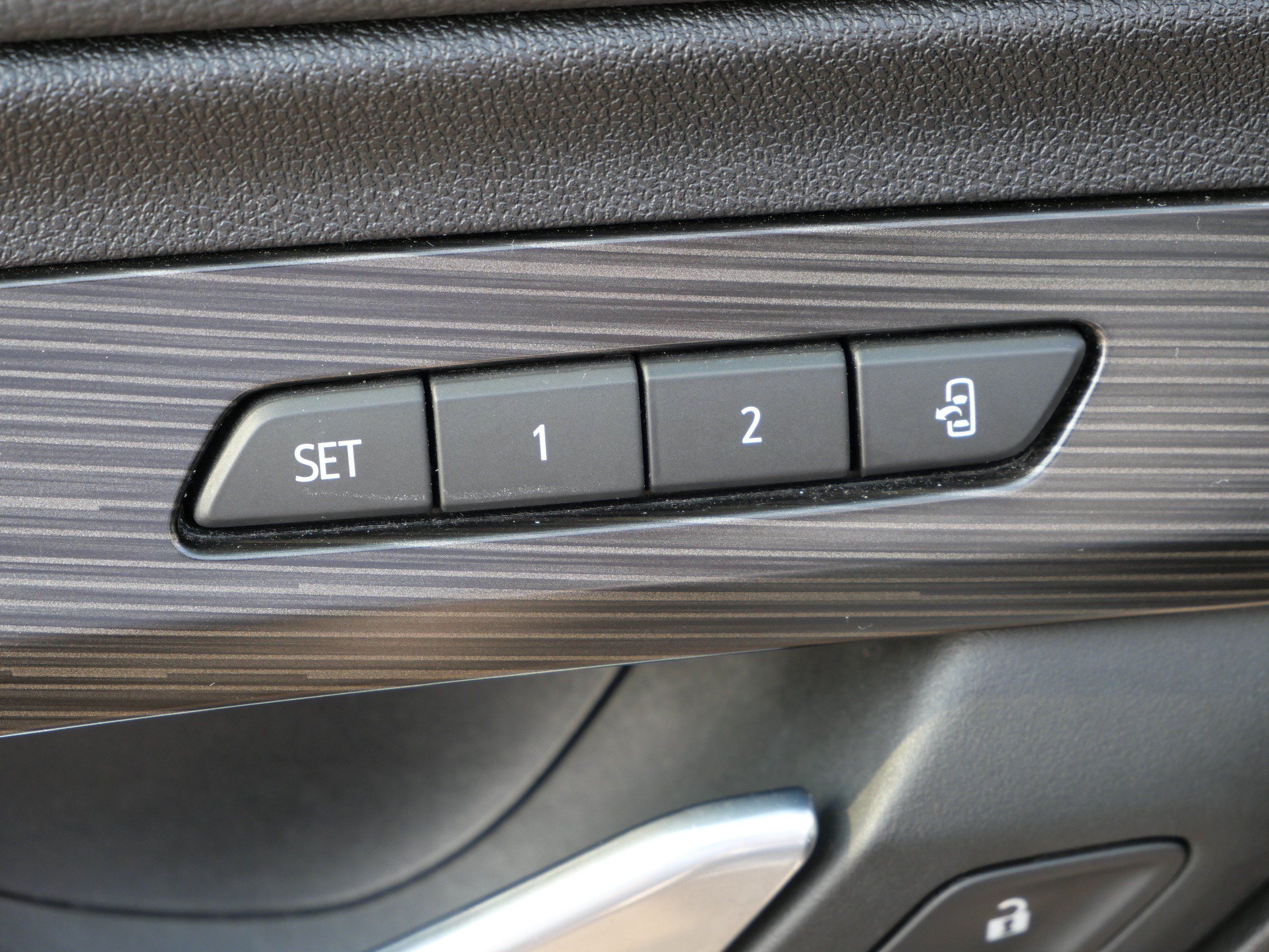 Certified 2024 GMC Terrain SLT AWD/4WD image 22