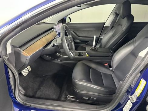 Used 2019 Tesla Model 3 Performance image 11