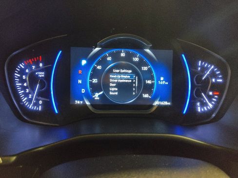 Used 2020 Hyundai Santa Fe Limited image 23