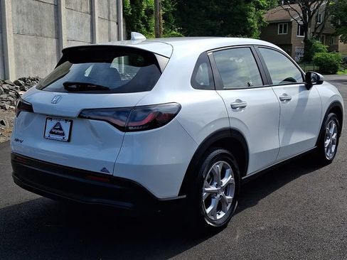 Certified 2023 Honda HR-V LX image 6