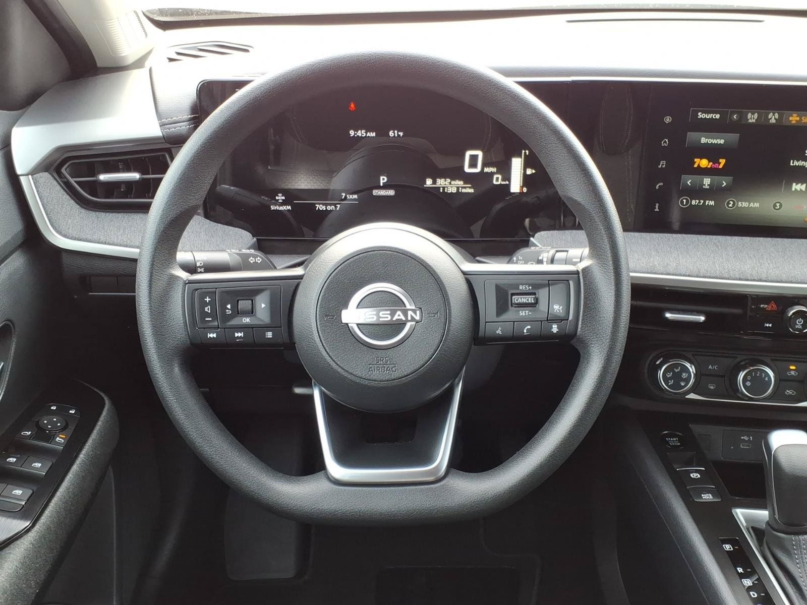 Certified 2025 Nissan Kicks SV FWD image 11