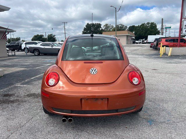 Used 2010 Volkswagen Beetle Coupe FWD image 6