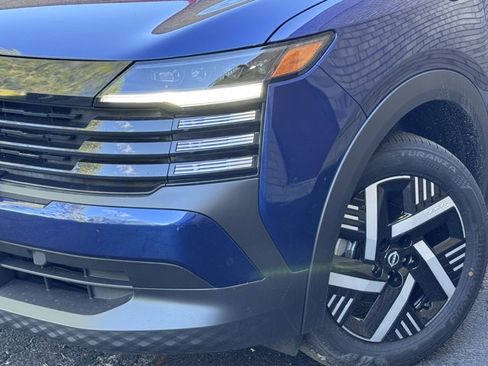 New 2025 Nissan Kicks SV w/ Charging Package image 31