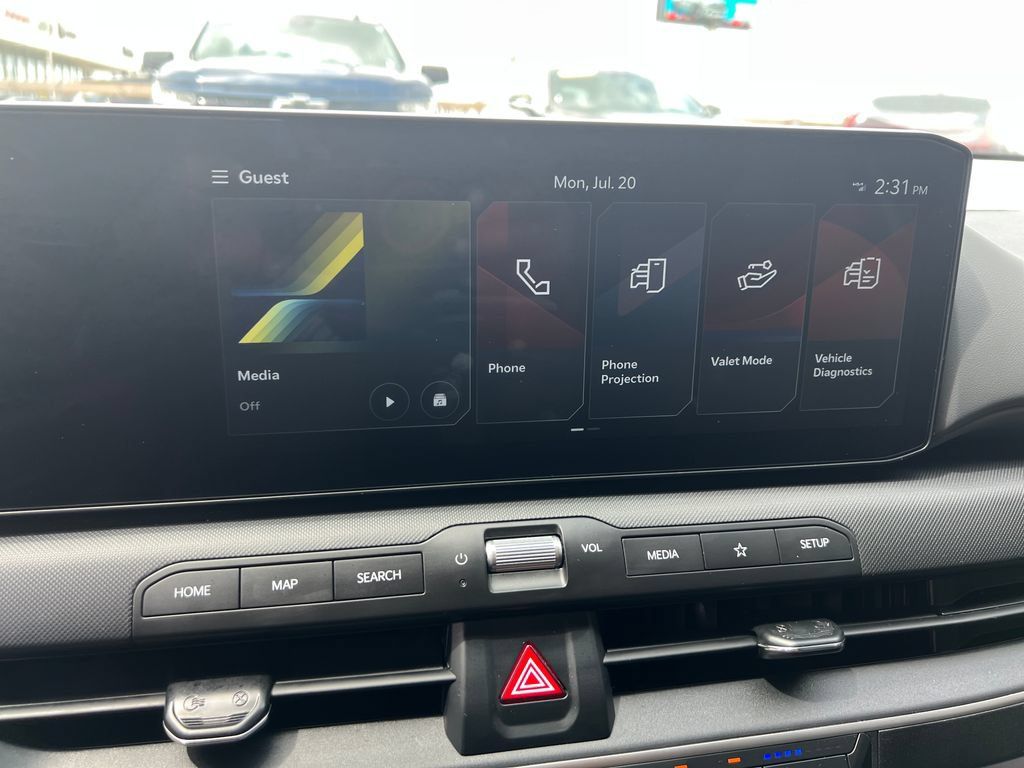 Used 2025 Kia K4 FWD image 24
