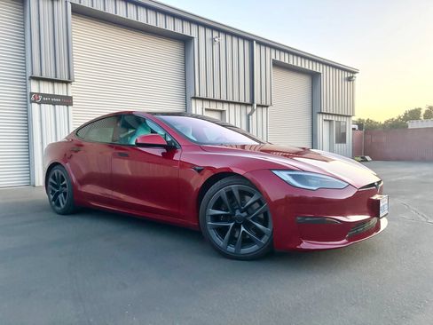 Used 2023 Tesla Model S Standard Range AWD/4WD image 3