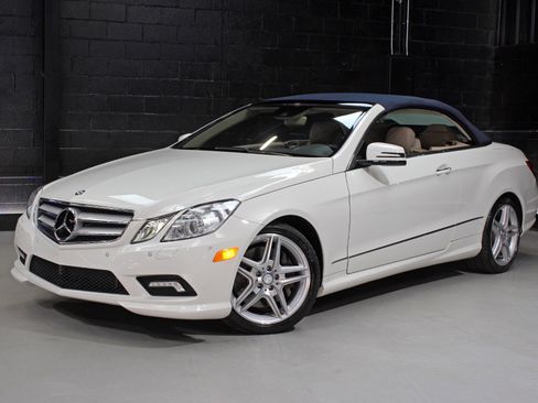 Used 2011 Mercedes-Benz E 550 Cabriolet image 5
