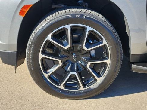 Used 2023 Chevrolet Tahoe RST w/ Luxury Package image 18