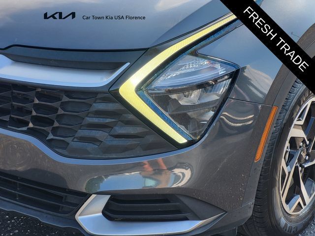 Certified 2023 Kia Sportage LX FWD image 7