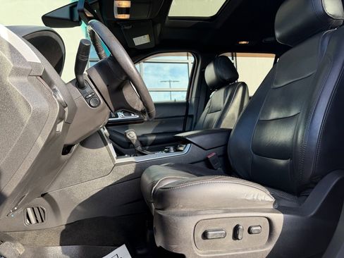 Used 2015 Ford Explorer Limited w/ Equipment Group 302A image 10