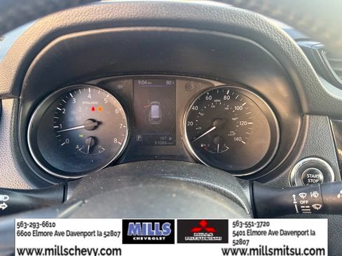 Used 2019 Nissan Rogue SV AWD/4WD image 14