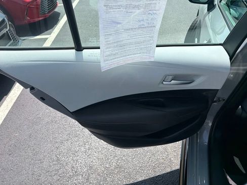 Used 2021 Toyota Corolla SE w/ Carpet Mat Package (TMS) FWD image 16