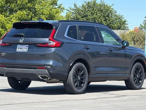 Used 2025 Honda CR-V Sport-L image 4