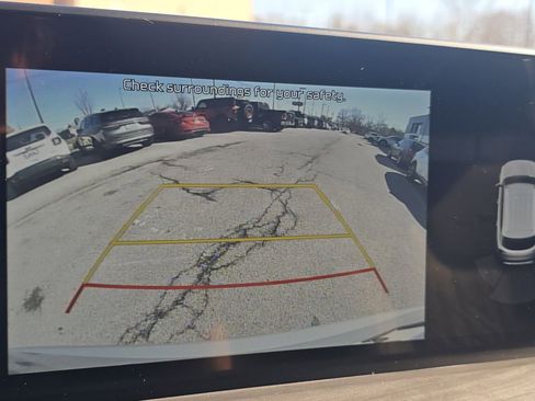 Used 2025 Kia Telluride AWD image 29