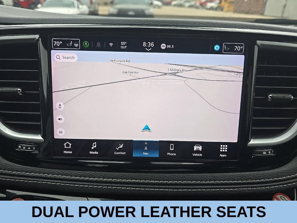 Used 2025 Chrysler Pacifica Limited FWD image 26