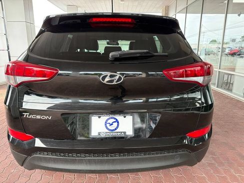 Used 2017 Hyundai Tucson SE w/ SE Popular Package 02 FWD image 8