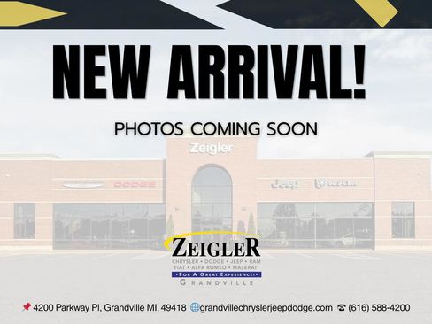 Used 2023 Chevrolet Malibu LT FWD image 1