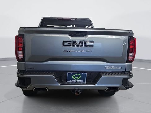 Used 2025 GMC Sierra 1500 Elevation AWD/4WD image 5