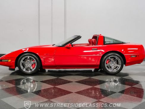 Used 1991 Chevrolet Corvette ZR-1 RWD image 2