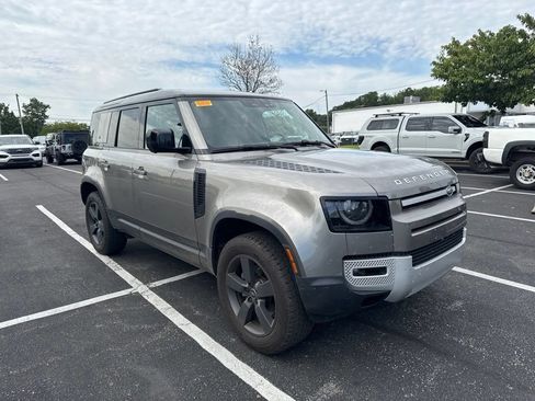 Used 2024 Land Rover Defender 110 S AWD/4WD image 2