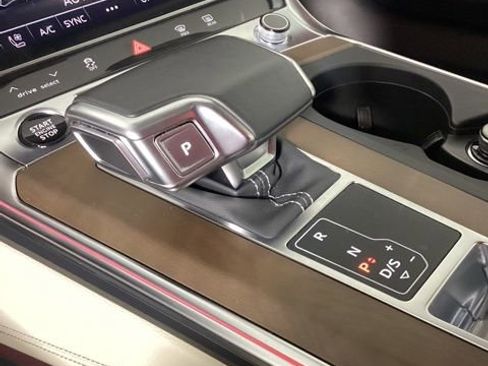 Used 2024 Audi A6 3.0T Prestige image 27