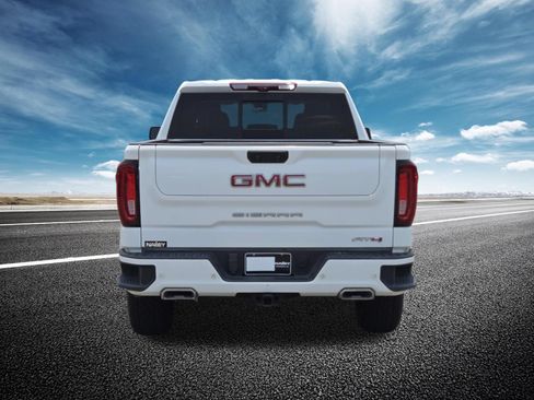 Used 2024 GMC Sierra 1500 AT4 w/ Technology Package AWD/4WD image 21