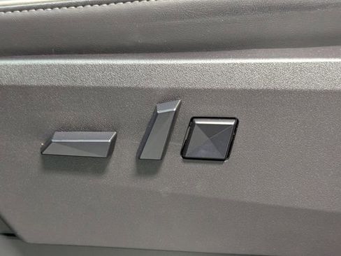 Used 2024 Tesla Cybertruck AWD Crew Cab image 11