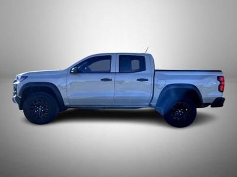 Used 2023 Chevrolet Colorado Trail Boss w/ Technology Package image 8