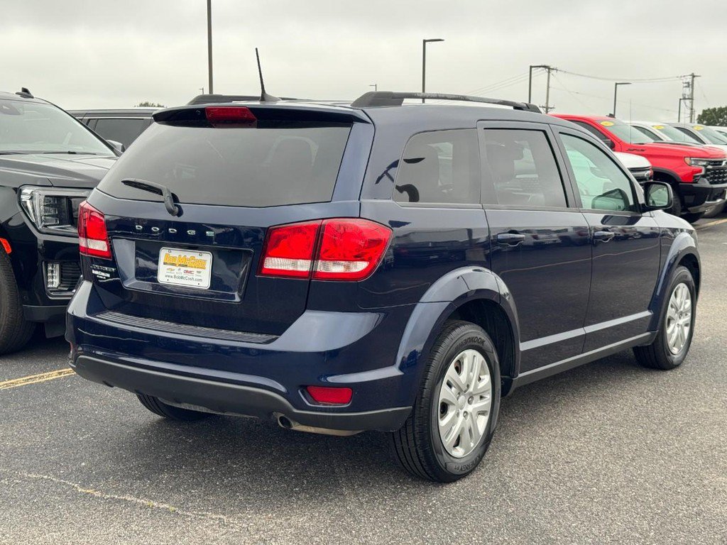 Used 2019 Dodge Journey SE w/ Premium Group FWD image 3