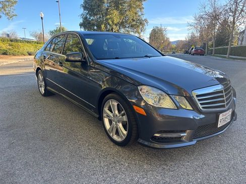 Used 2013 Mercedes-Benz E 350 Sedan image 7