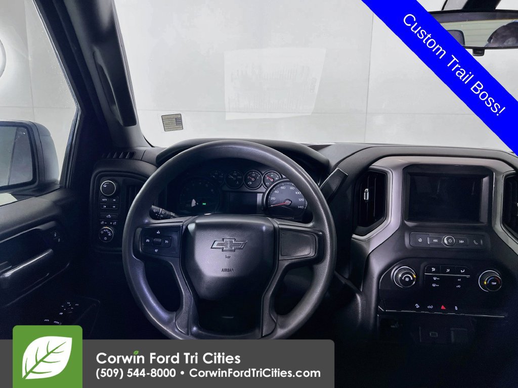 Used 2019 Chevrolet Silverado 1500 Custom Trail Boss w/ Custom Convenience Package AWD/4WD image 25