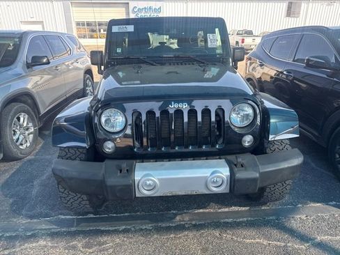 Used 2015 Jeep Wrangler Unlimited Sahara w/ Connectivity Group image 2