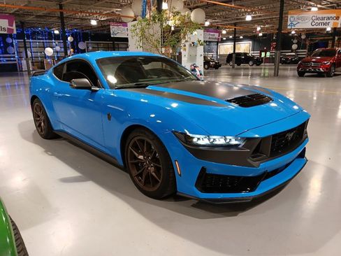 Used 2025 Ford Mustang Dark Horse RWD image 4