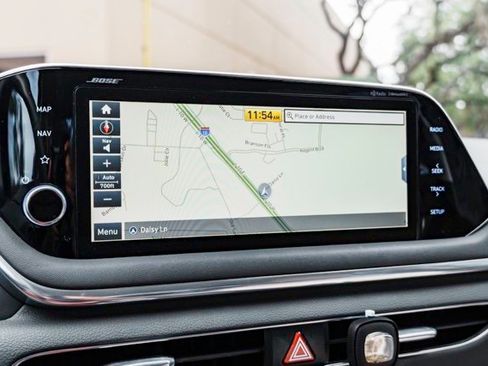 Used 2020 Hyundai Sonata SEL image 16