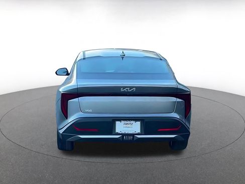 Used 2025 Kia K4 LXS image 11