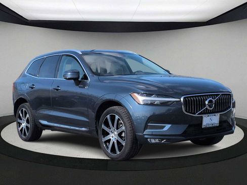 Used 2021 Volvo XC60 T5 Inscription w/ Advanced Package image 2