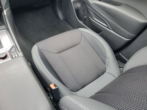 Used 2023 Subaru Forester Premium AWD/4WD image 16