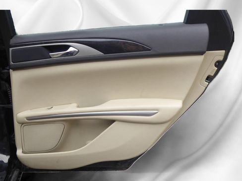 Used 2014 Lincoln MKZ w/ Equipment Group 101A Select image 14