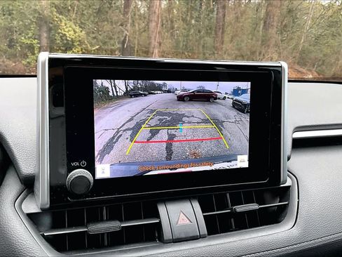 Certified 2023 Toyota RAV4 XLE image 25