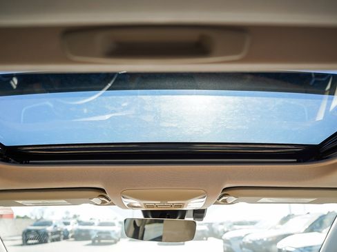 New 2025 Toyota RAV4 XLE image 19