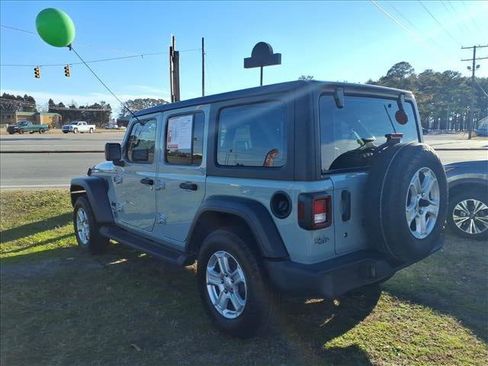 Used 2024 Jeep Wrangler Sport image 4