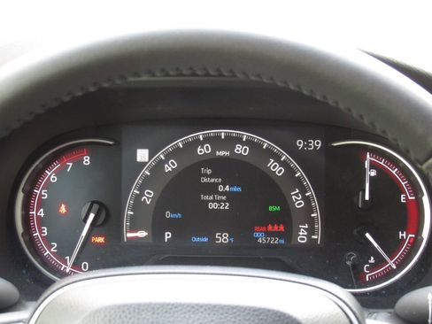 Used 2024 Toyota RAV4 XLE w/ Convenience Package image 22