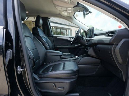 Used 2024 Ford Escape Platinum AWD/4WD image 29