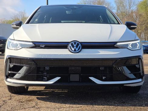 New 2026 Volkswagen Golf image 3