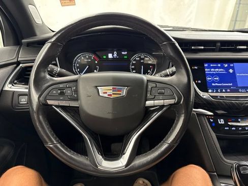 Used 2023 Cadillac XT6 Premium Luxury AWD/4WD image 23