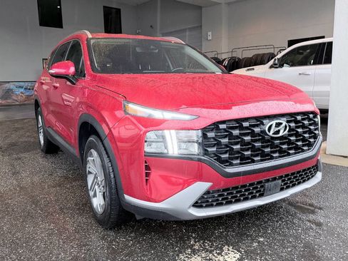 Used 2023 Hyundai Santa Fe SEL image 2