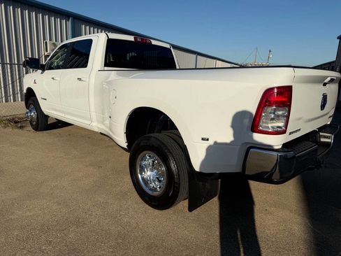 Used 2019 RAM 3500 Big Horn image 9