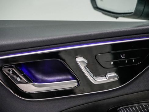 Used 2025 Mercedes-Benz C 300 Sedan image 20