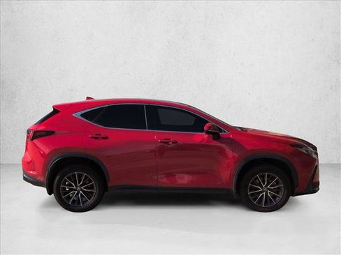 Used 2024 Lexus NX 250 FWD w/ Towing Package (2000 Lbs) image 4