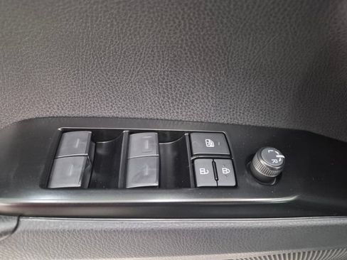 New 2026 Toyota Camry SE FWD image 47