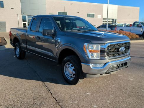 Used 2022 Ford F150 XLT w/ Trailer Tow Package image 2